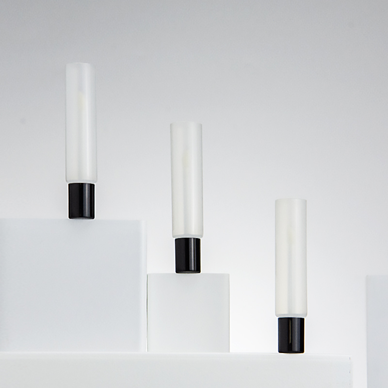 custom lip gloss tube