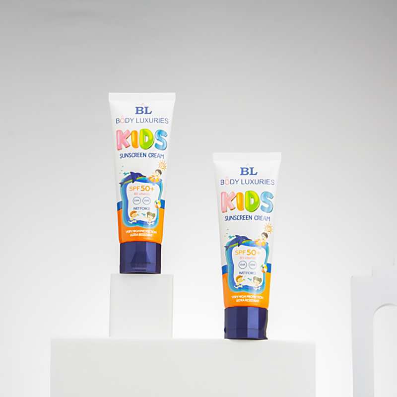 Cosmetic tube with snap cap